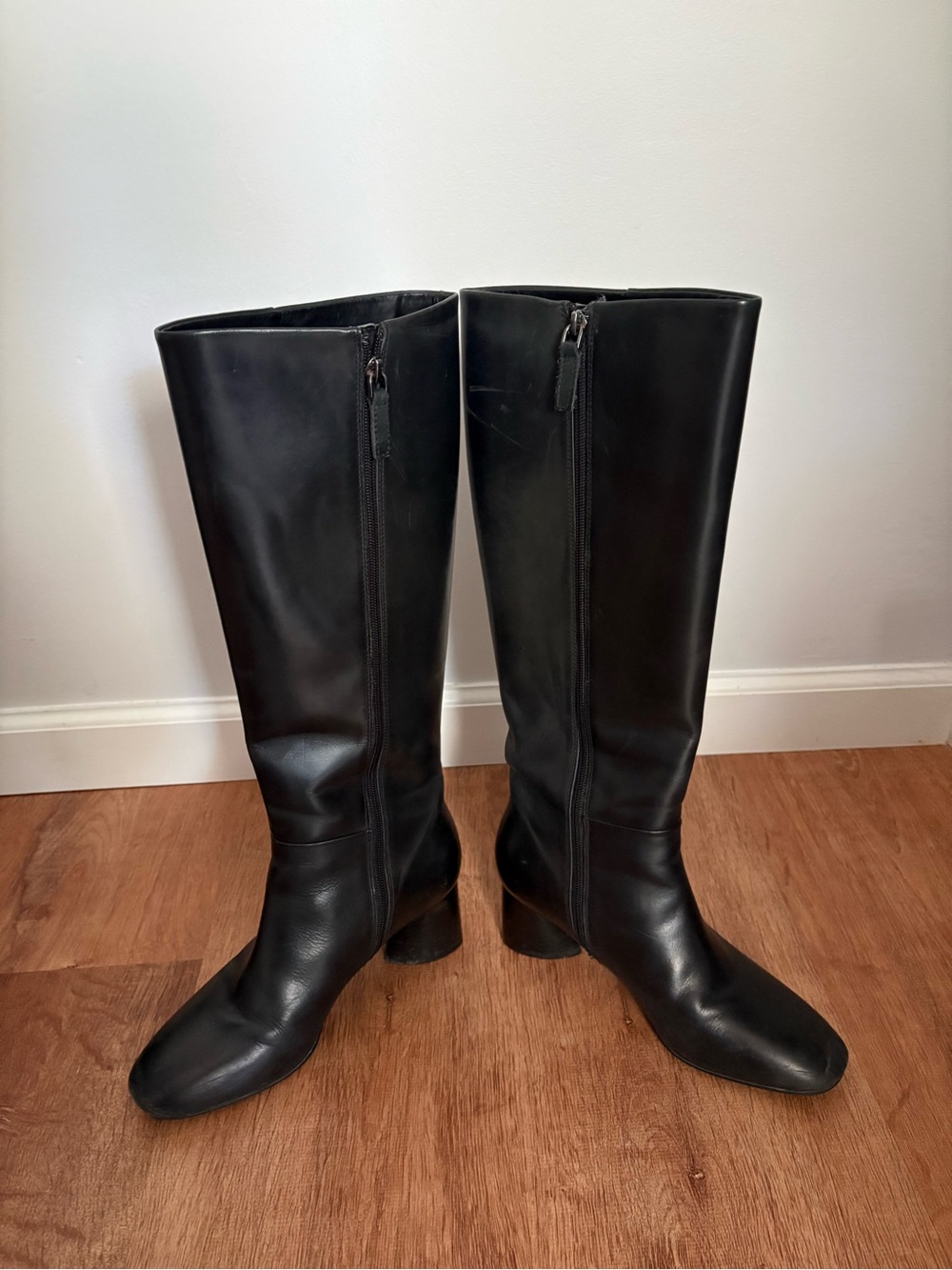 AEROSOLES Women's Black Leather Knee Boots